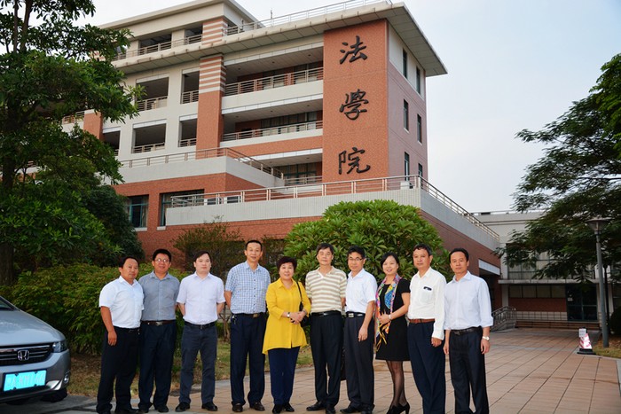 海南政法职业学院吴杰院长一行考察我中心